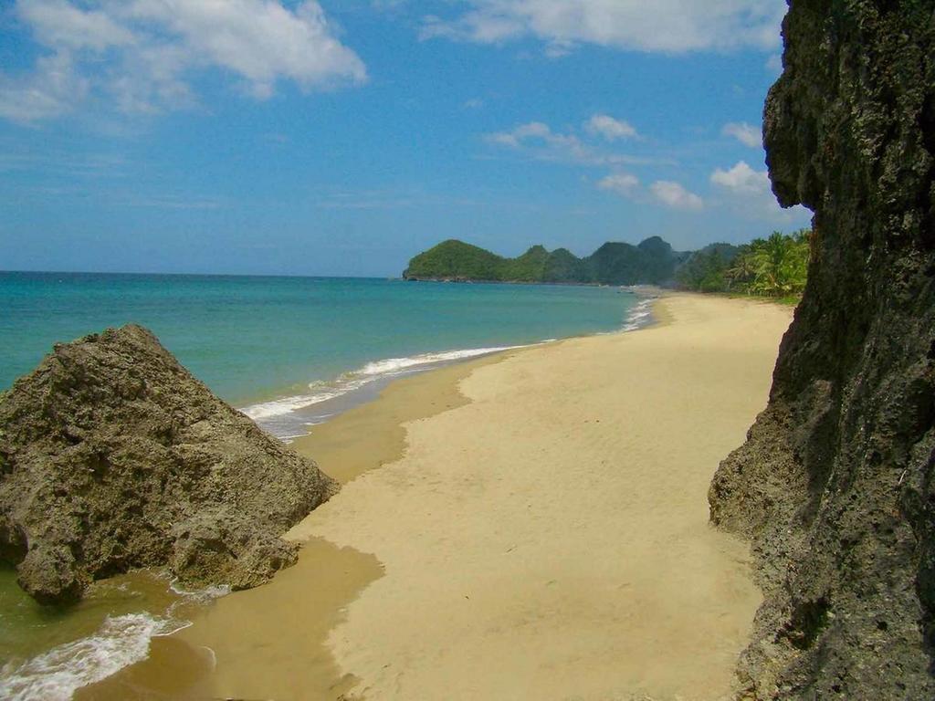 Takatuka Beach Resort Sipalay Buitenkant foto