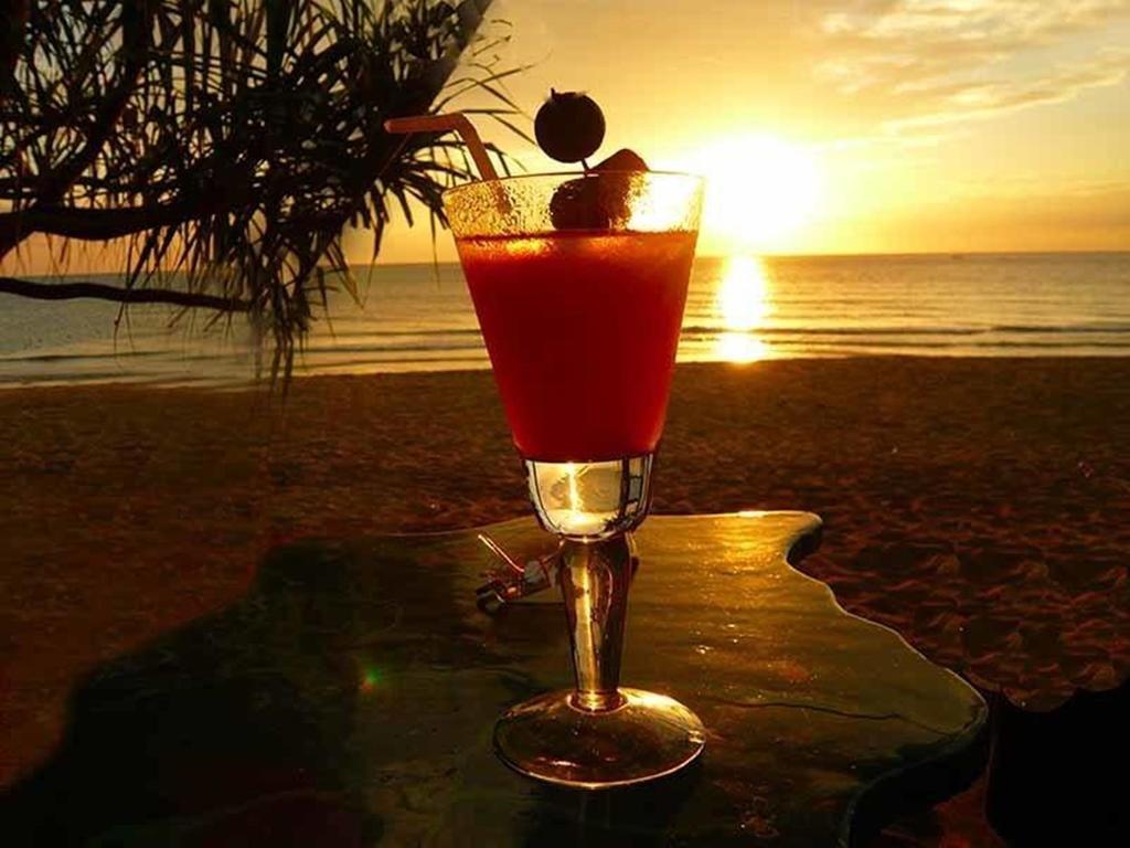 Takatuka Beach Resort Sipalay Buitenkant foto