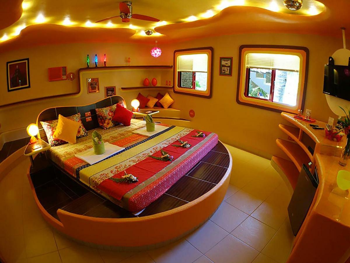 Takatuka Beach Resort Sipalay Buitenkant foto